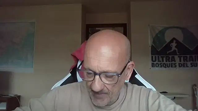 llopaco online show from May 8, 9:25 am