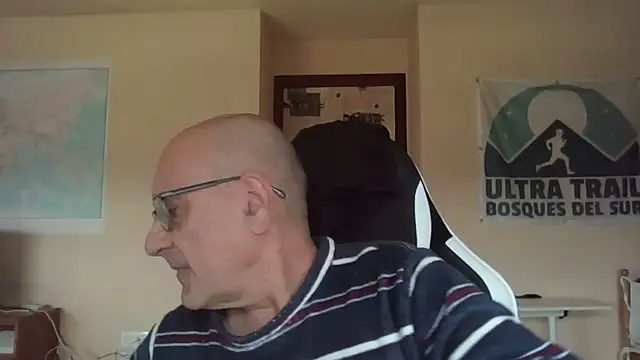 llopaco online show from May 11, 9:37 am