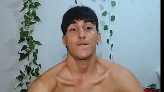 neithanzynxx online show from February 22, 7:36 pm