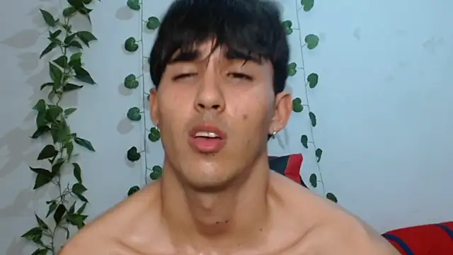 neithanzynxx online show from February 27, 1:48 am