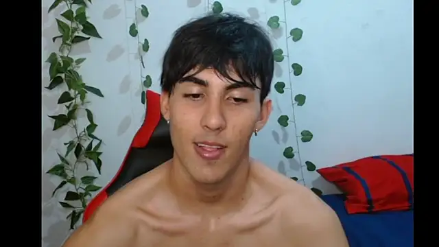 neithanzynxx online show from March 1, 10:21 pm