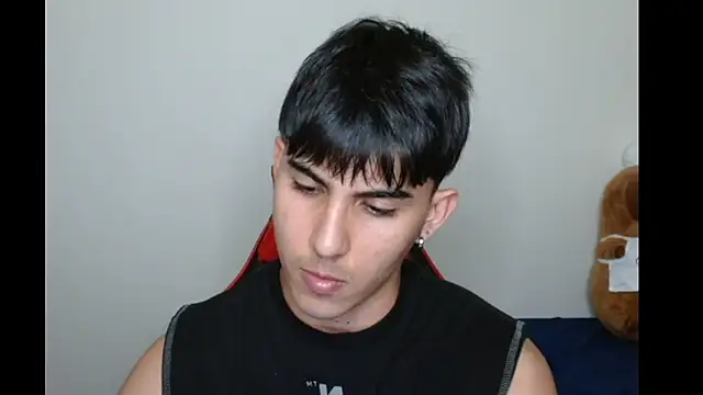 neithanzynxx online show from September 8, 7:57 pm