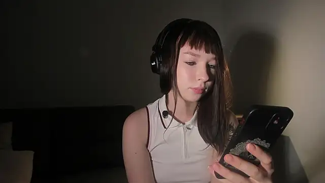 Snapshot of Sindy_Juxx chatting on March 21, 4:21 pm Sindy Juxx online show from March 21, 4:21 pm