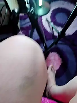 Loly2025 online show from January 11, 1:54 am