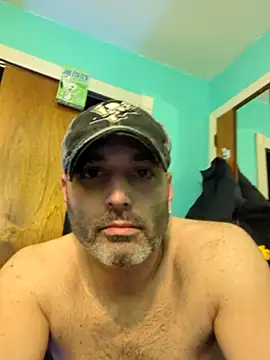 Novabear6996 online show from March 3, 7:10 am