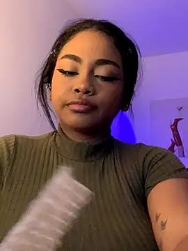 Dahiana Giil online show from September 29, 7:02 am