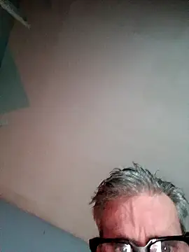 Snapshot of Billgreen69 chatting on November 18, 7:18 pm Billgreen69 online show from November 18, 7:18 pm