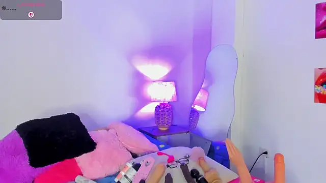 naomy 68 online show from November 28, 7:00 am