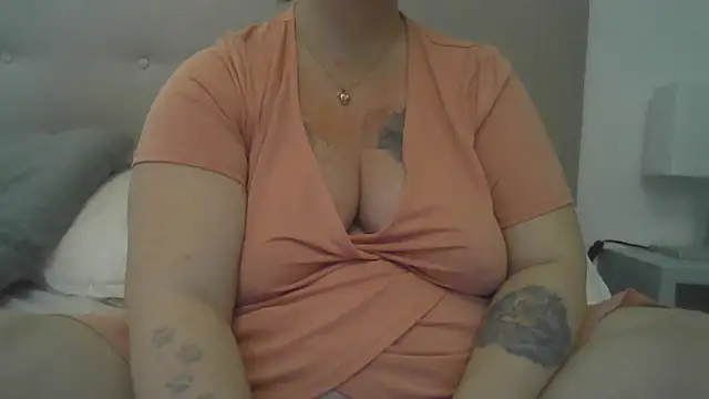 Snapshot of sizha6 chatting on November 14, 12:26 pm sizha6 online show from November 14, 12:26 pm