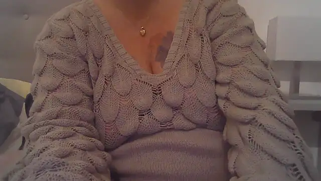 Snapshot of sizha6 chatting on January 10, 6:42 pm sizha6 online show from January 10, 6:42 pm