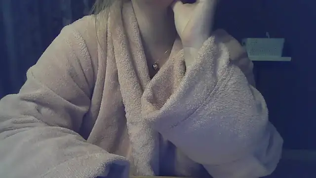 Snapshot of sizha6 chatting on February 15, 5:26 am sizha6 online show from February 15, 5:26 am