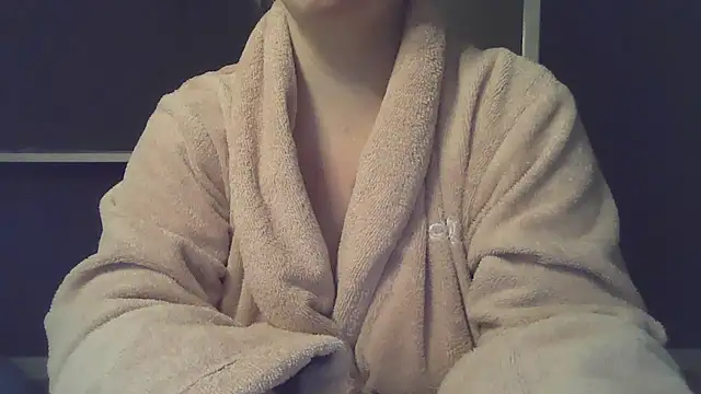 Snapshot of sizha6 chatting on February 24, 4:05 pm sizha6 online show from February 24, 4:05 pm