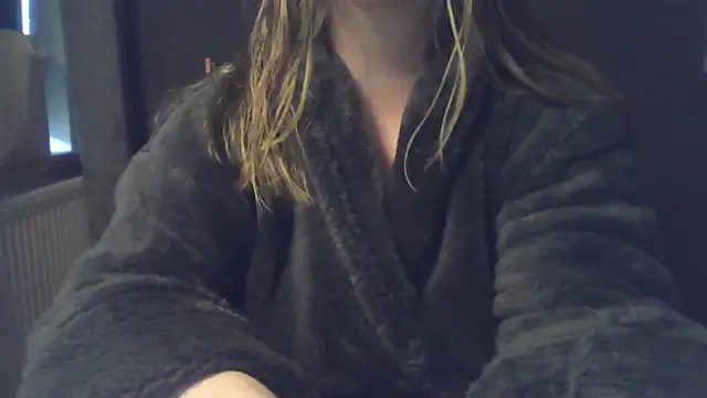 Snapshot of sizha6 chatting on April 6, 5:47 pm sizha6 online show from April 6, 5:47 pm