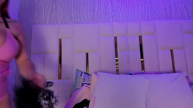 hillary uckerman  online show from April 2, 11:41 am