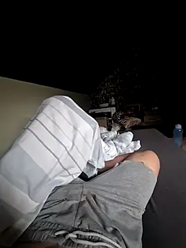 Snapshot of DerechteJunge chatting on September 28, 2:55 pm DerechteJunge online show from September 28, 2:55 pm