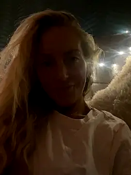 Fiery Blonde LexiX online show from October 22, 10:31 pm