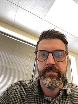 plaintreebull online show from February 17, 6:25 pm