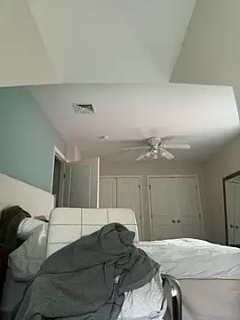 plaintreebull online show from March 12, 6:03 pm