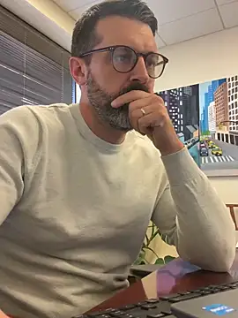 plaintreebull online show from March 17, 4:21 pm