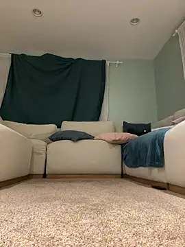 plaintreebull online show from March 22, 2:48 am