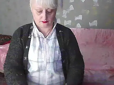 Snapshot of NikolinaBounty chatting on February 22, 9:15 pm NikolinaBounty online show from February 22, 9:15 pm