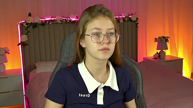 EveMundie online show from October 23, 10:47 am