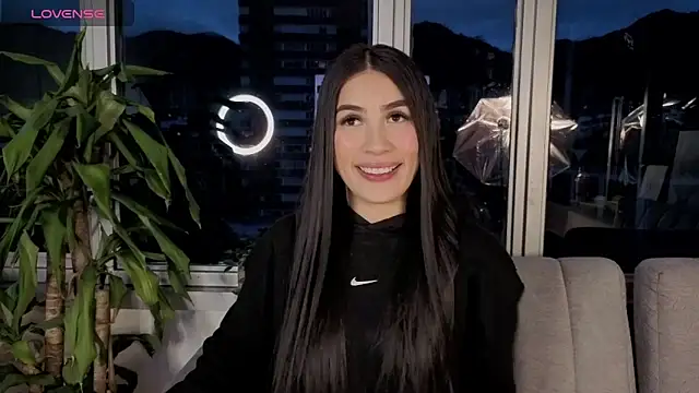 Snapshot of Ivanna_West chatting on September 18, 10:39 am Ivanna West online show from September 18, 10:39 am