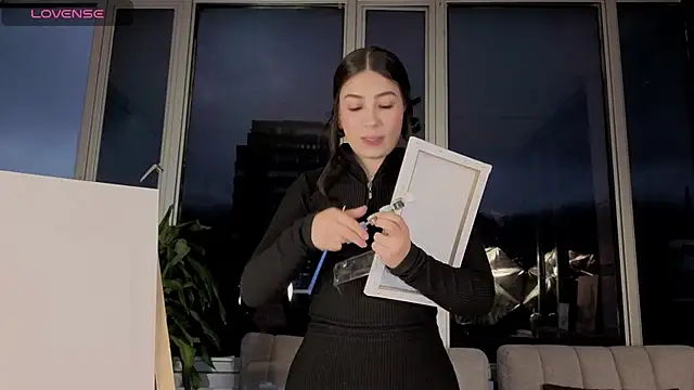 Snapshot of Ivanna_West chatting on September 19, 10:38 am Ivanna West online show from September 19, 10:38 am