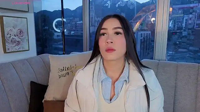 Ivanna West online show from February 5, 11:15 am