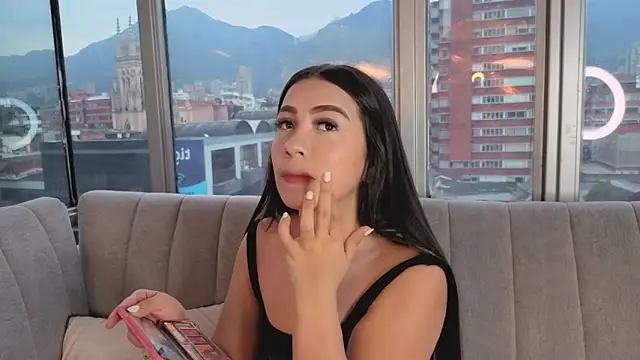 Snapshot of Ivanna_West chatting on March 16, 11:47 am Ivanna West online show from March 16, 11:47 am