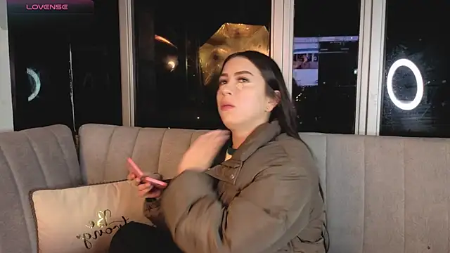 Snapshot of Ivanna_West chatting on March 18, 10:18 am Ivanna West online show from March 18, 10:18 am