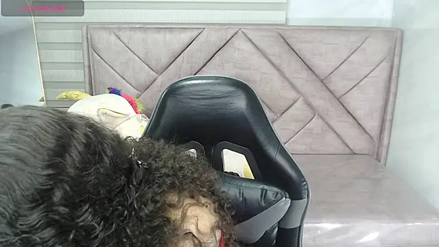 Snapshot of danatella_a chatting on September 21, 1:24 pm danatella a online show from September 21, 1:24 pm