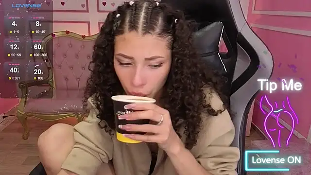 danatella a online show from November 19, 2:55 am