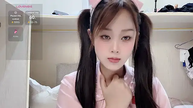 yueyue2003 online show from March 22, 12:52 pm