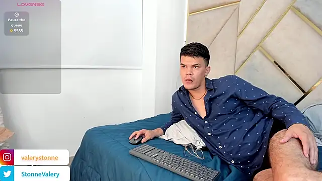 ValeryandMarcel online show from February 22, 11:03 pm