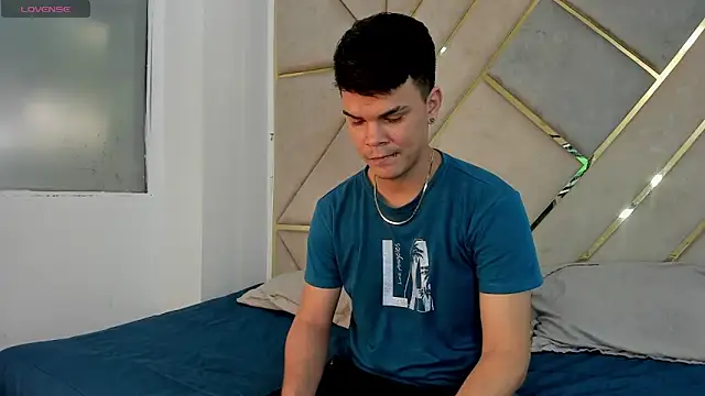 ValeryandMarcel online show from February 27, 7:37 pm