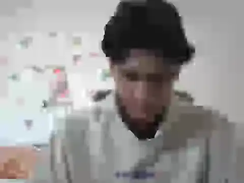 Snapshot of chico_pollaa chatting on February 26, 11:41 am chico pollaa online show from February 26, 11:41 am