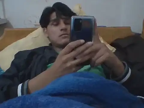 Snapshot of chico_pollaa chatting on March 9, 10:52 pm chico pollaa online show from March 9, 10:52 pm