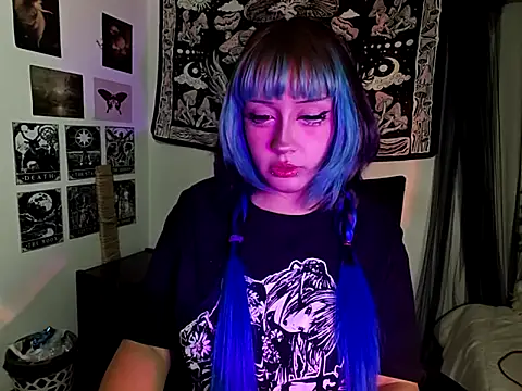 Snapshot of blue_katt chatting on September 10, 11:38 pm blue katt online show from September 10, 11:38 pm