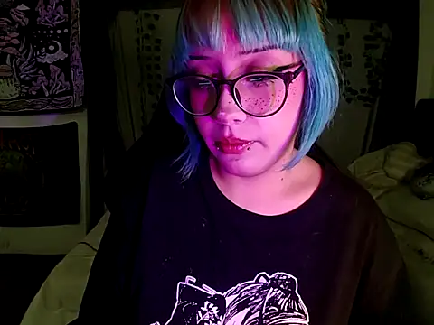 Snapshot of blue_katt chatting on September 29, 10:03 pm blue katt online show from September 29, 10:03 pm