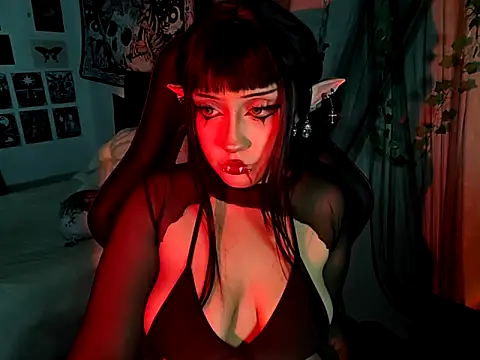 Snapshot of blue_katt chatting on October 22, 8:30 pm blue katt online show from October 22, 8:30 pm