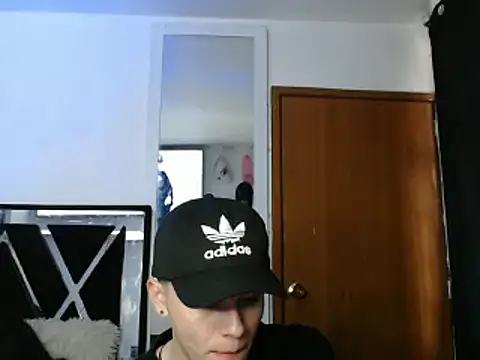 Smith boy 25 online show from March 10, 9:07 pm