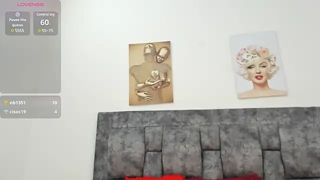 Chloe diamondss online show from March 12, 7:13 am