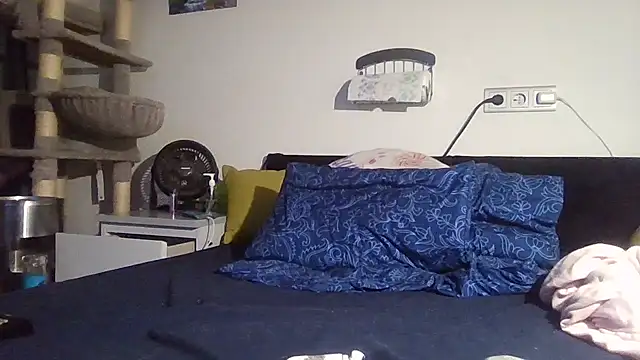 Snapshot of Miss_candymandy chatting on October 16, 9:38 pm Miss candymandy online show from October 16, 9:38 pm