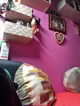 sexymelli18 online show from November 21, 7:23 pm