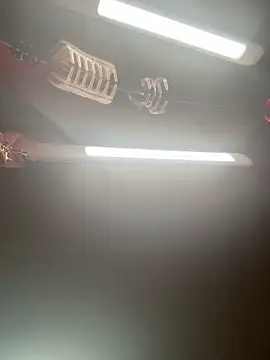 sexymelli18 online show from April 1, 4:37 pm