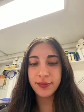 Snapshot of sexymelli18 chatting on May 11, 7:14 am sexymelli18 online show from May 11, 7:14 am