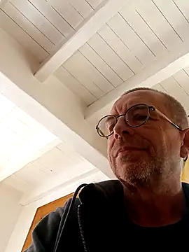 Xavspank2 online show from October 9, 12:03 pm