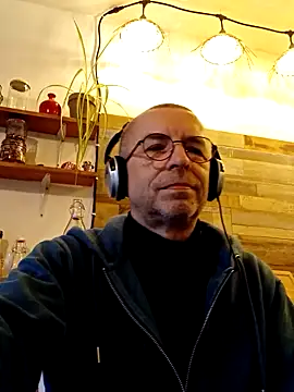 Xavspank2 online show from January 16, 10:30 am