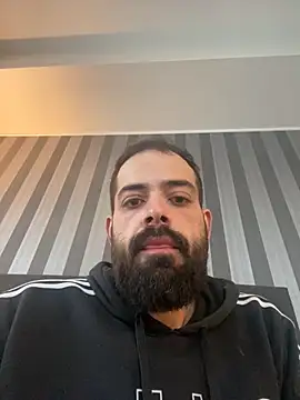 guccititi online show from November 4, 5:23 pm